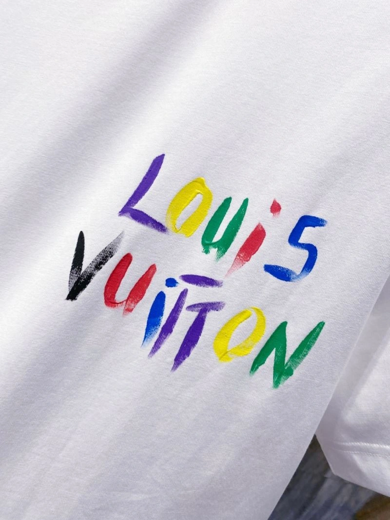 GoodFit Louis Vuitton T-Shirts 135579