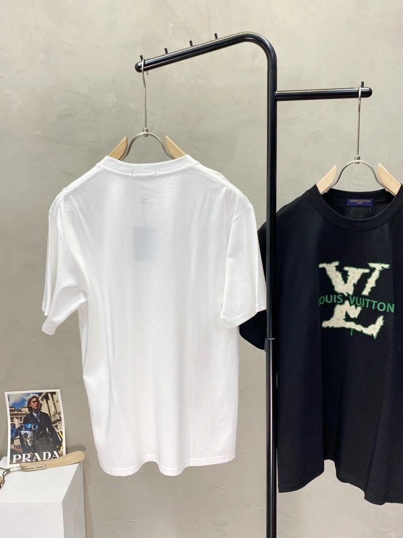 Louis Vuitton T-Shirts RelaxedFit 135581