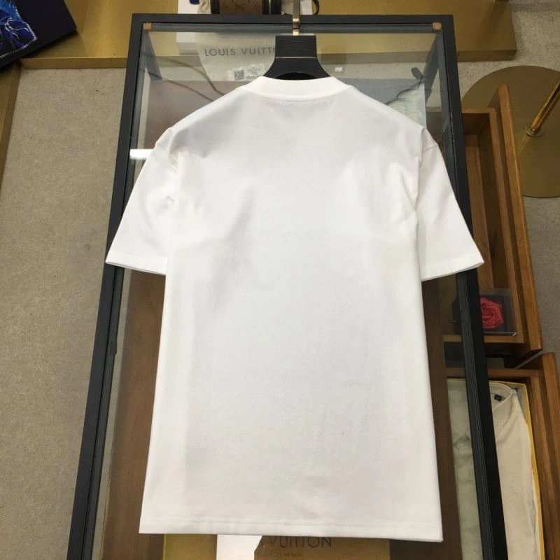 Louis Vuitton T-Shirts Chic 135544