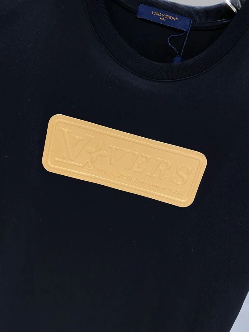 Louis Vuitton T-Shirts Cozy 135513