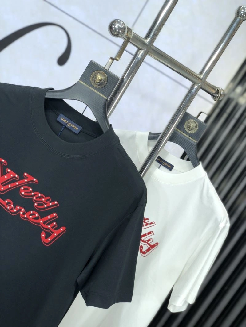 Louis Vuitton T-Shirts ZipUp 135542