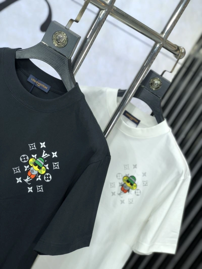 Trendy Louis Vuitton T-Shirts 135536