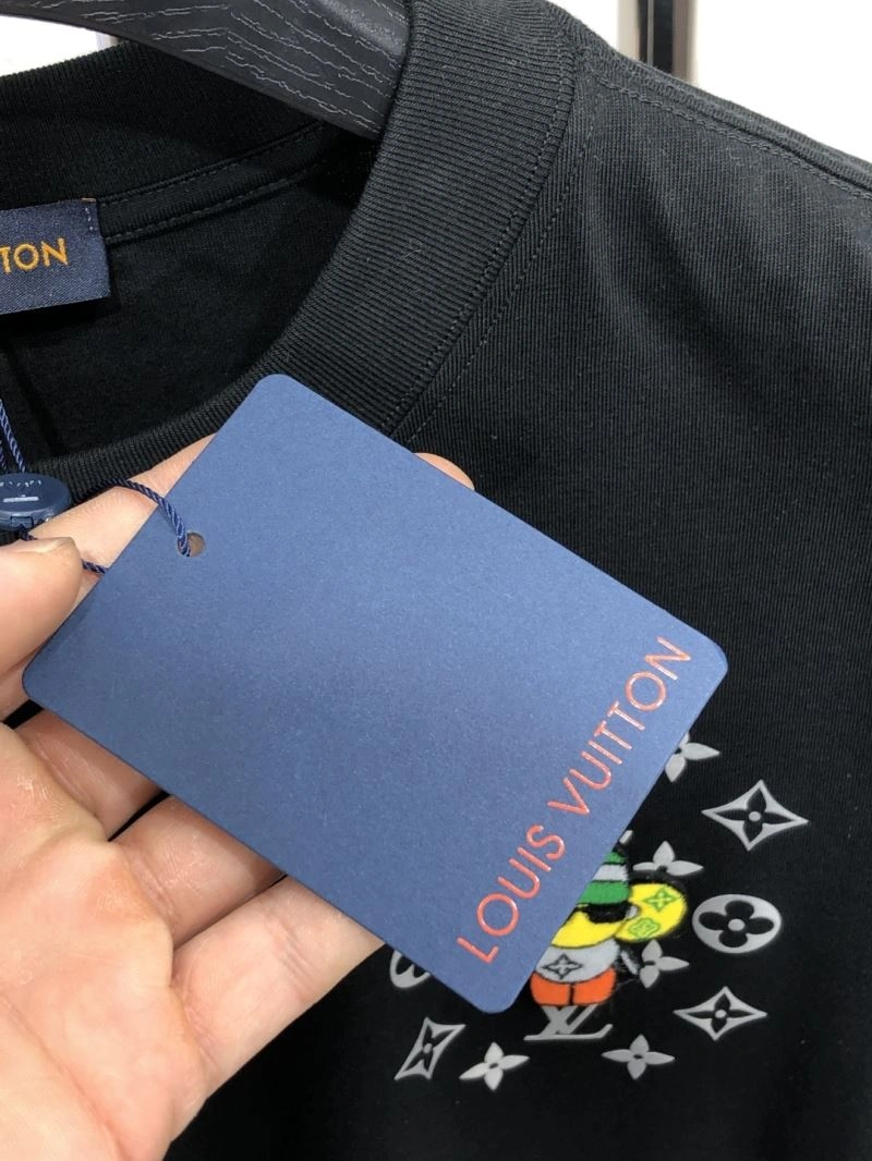 Trendy Louis Vuitton T-Shirts 135536