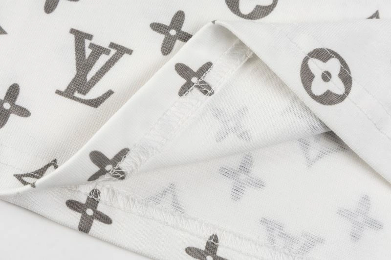 Louis Vuitton T-Shirts SunProtective 135524