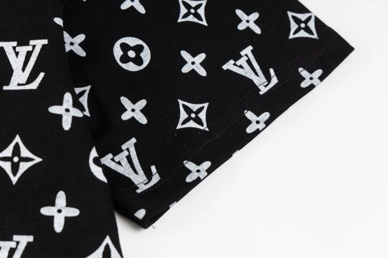Louis Vuitton T-Shirts Bright 135516