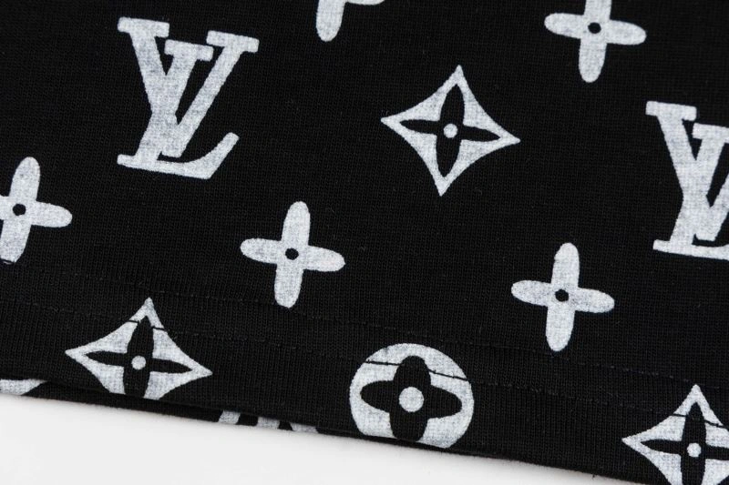 Louis Vuitton T-Shirts Bright 135516
