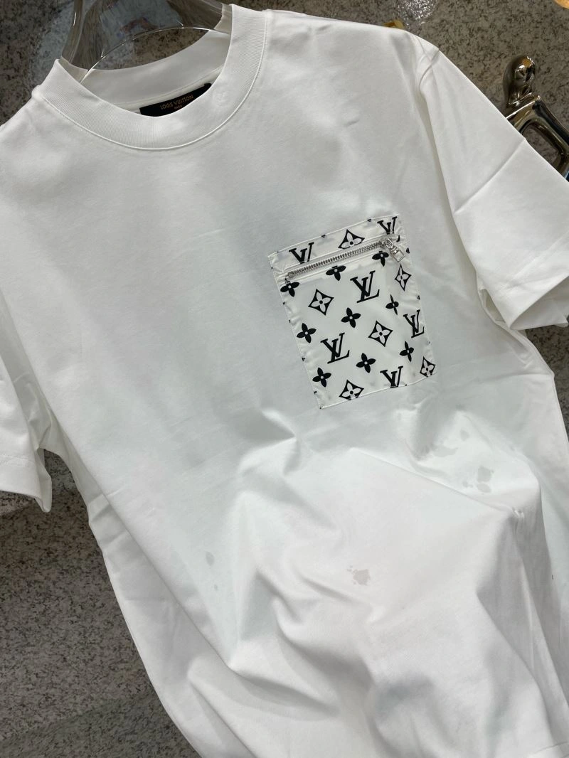 Refined Louis Vuitton T-Shirts 135540