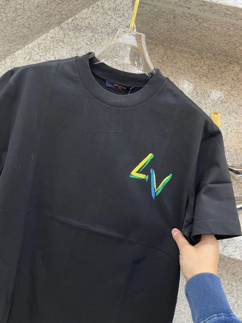MultiPurpose Louis Vuitton T-Shirts 135539