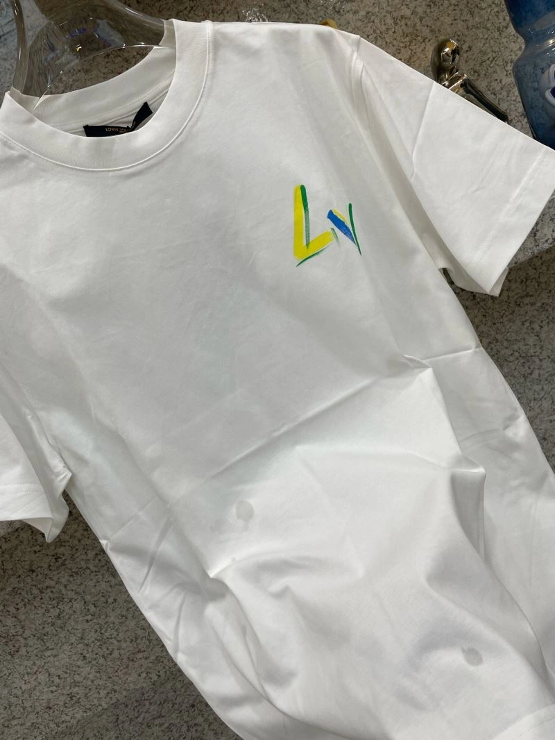 MultiPurpose Louis Vuitton T-Shirts 135539