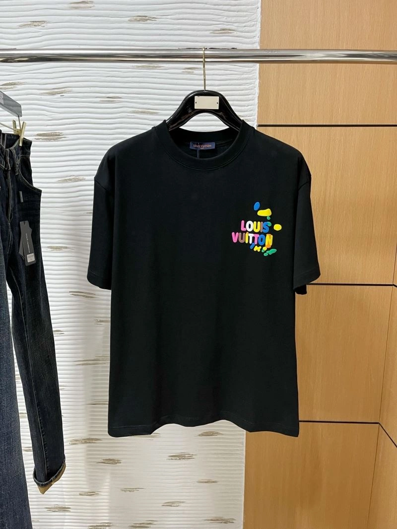 Louis Vuitton T-Shirts Durable 135529