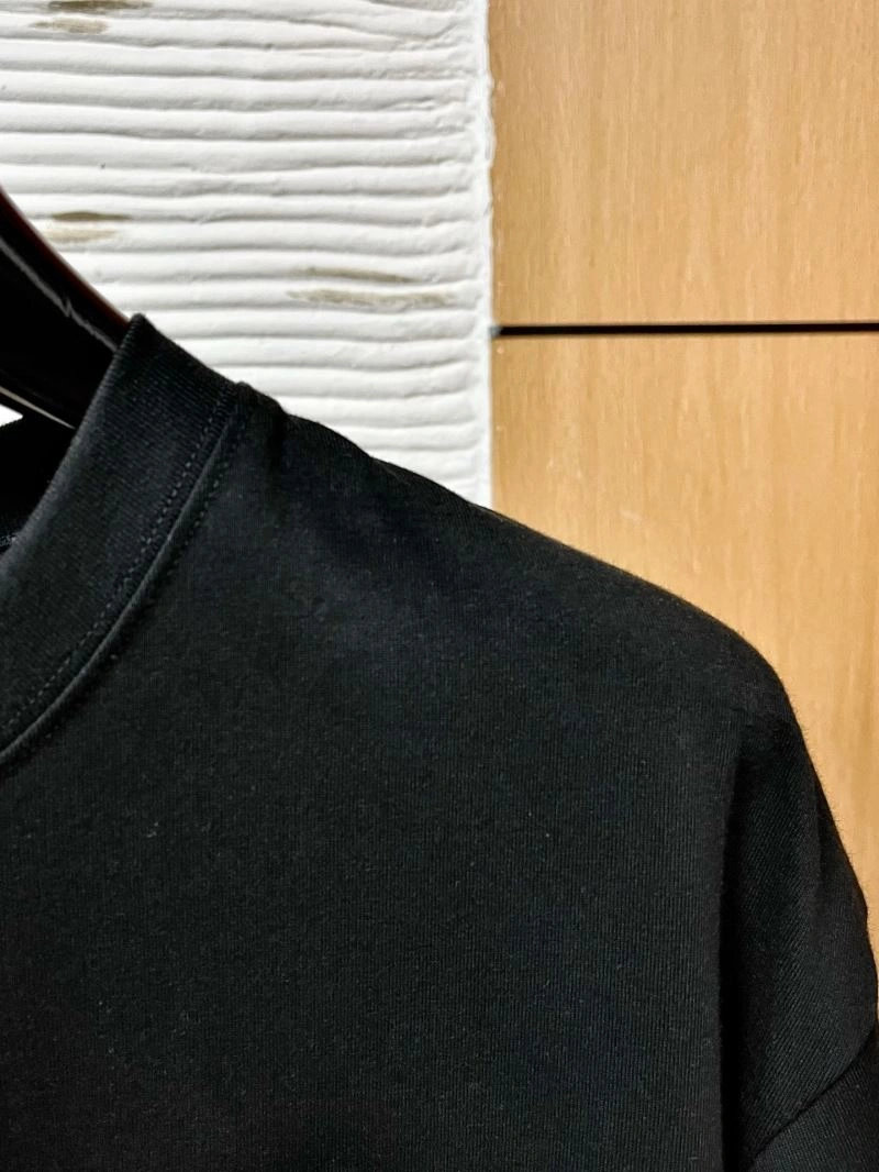 Louis Vuitton T-Shirts Durable 135529