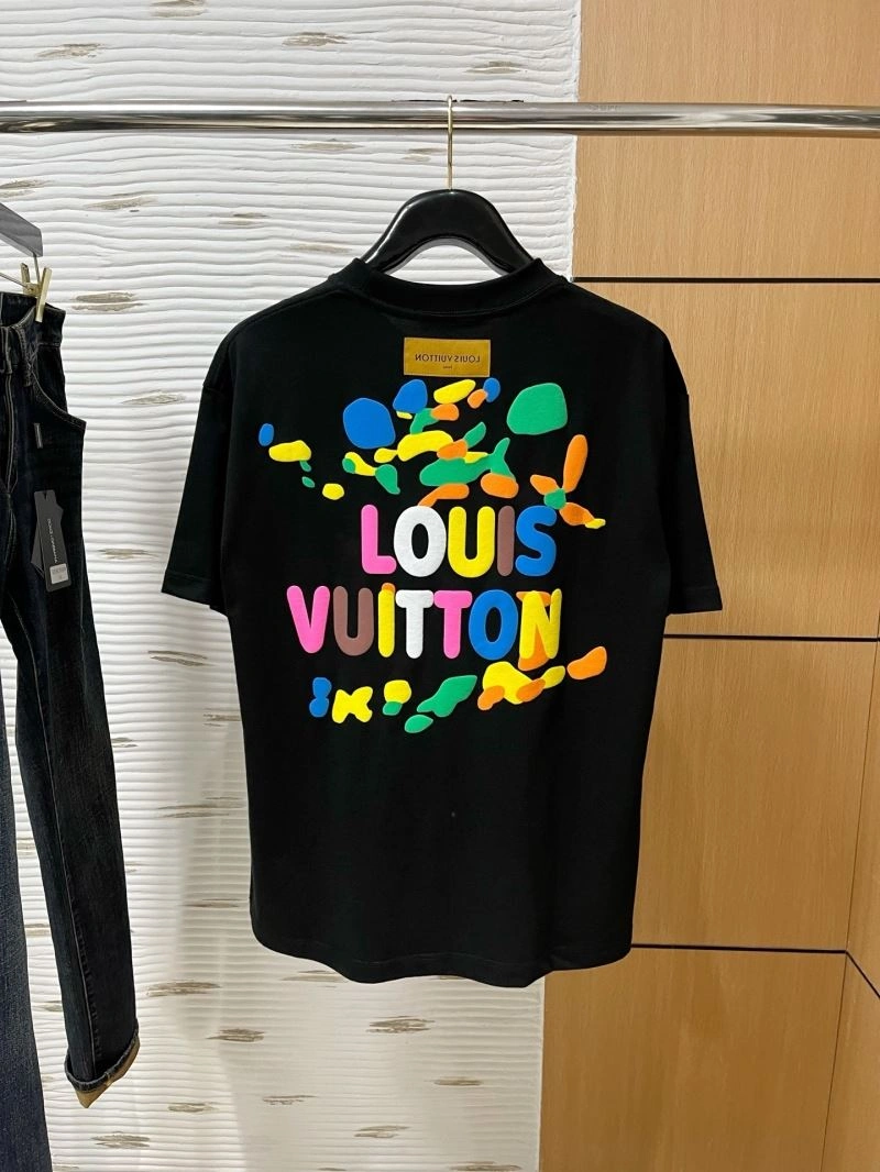 Louis Vuitton T-Shirts Durable 135529