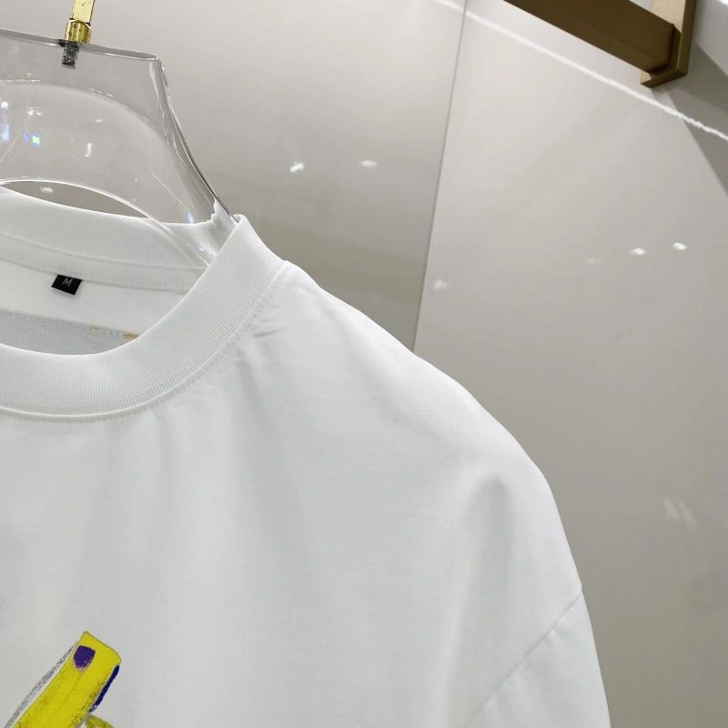 Louis Vuitton T-Shirts Youthful 135533