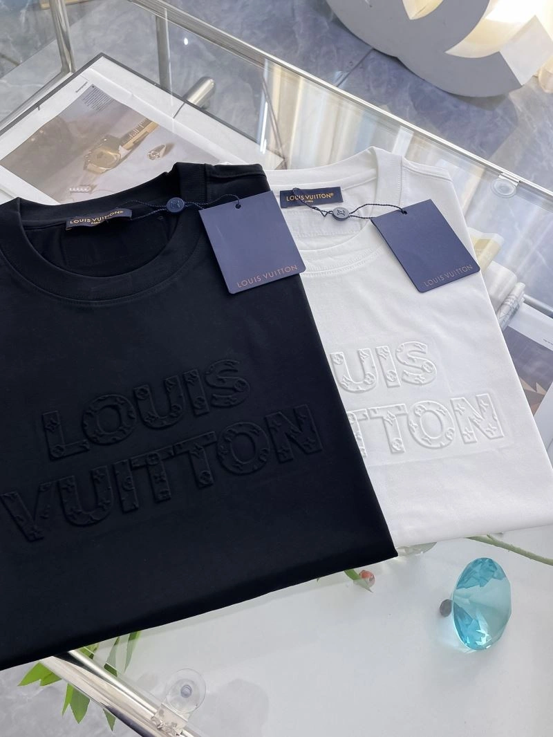 Louis Vuitton T-Shirts Comfortable 135545