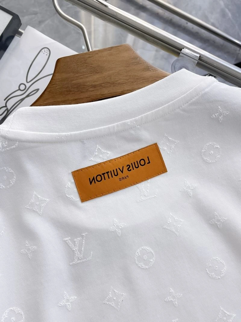 OnTrend Louis Vuitton T-Shirts 135537