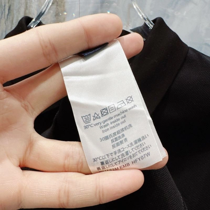 ZipUp Louis Vuitton T-Shirts 135514