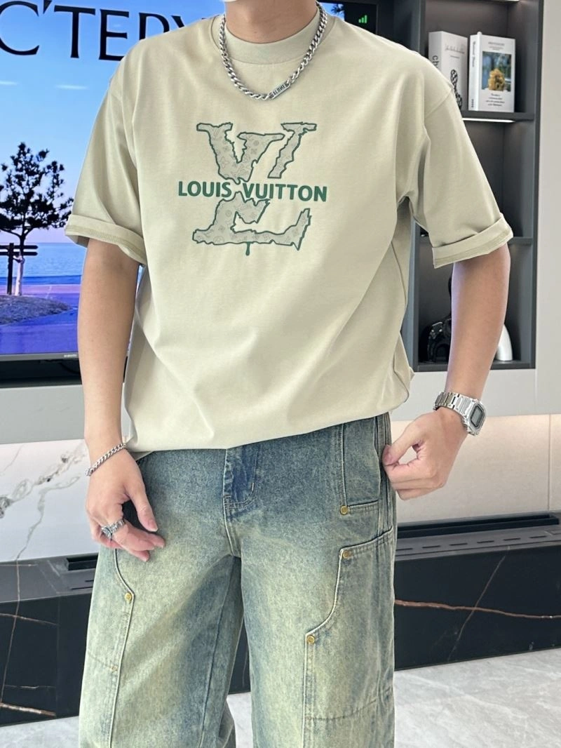 Louis Vuitton T-Shirts Unisex 135509