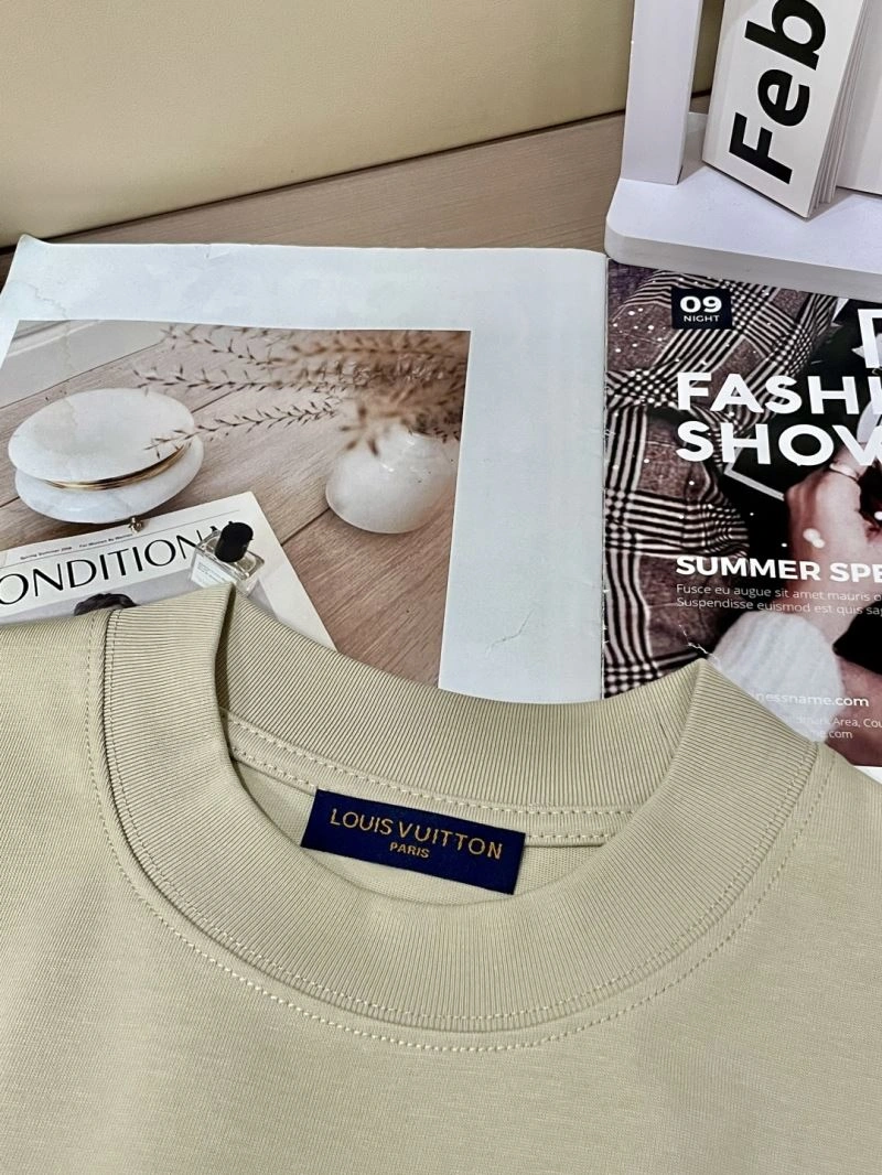 Louis Vuitton T-Shirts Unisex 135509