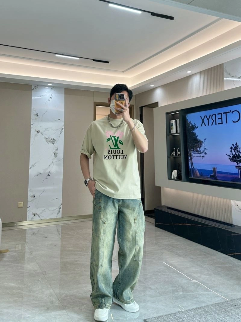 Louis Vuitton T-Shirts TechFriendly 135505