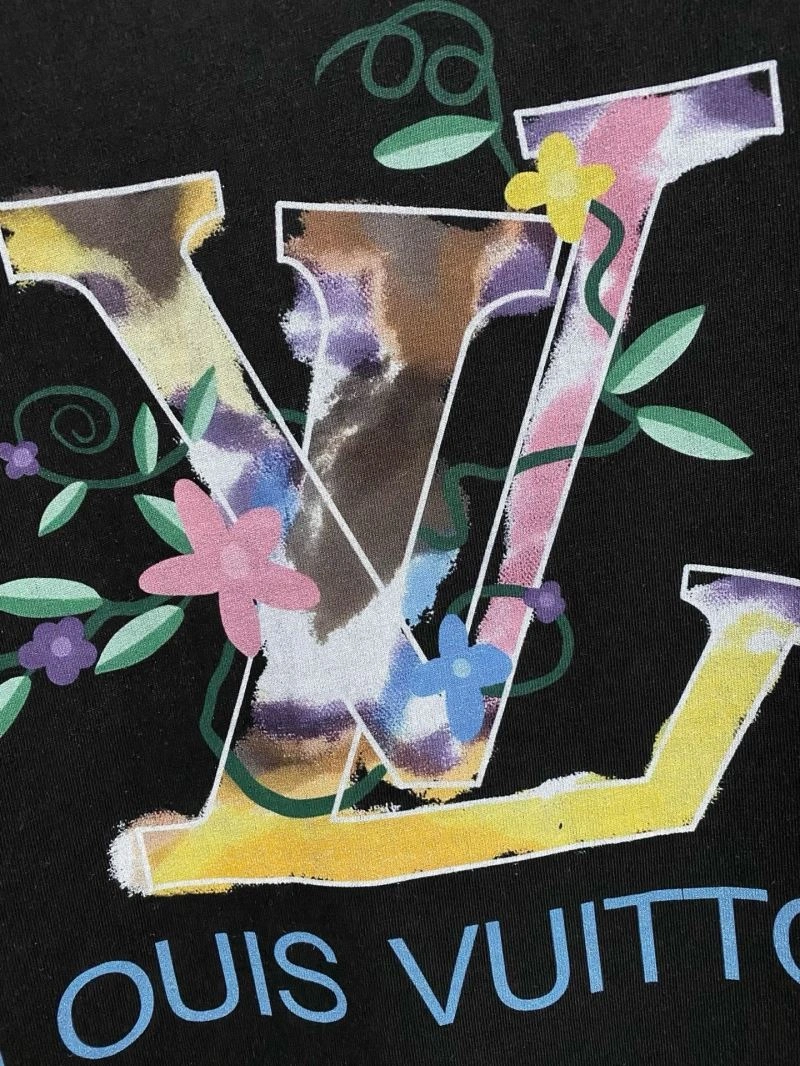 Louis Vuitton T-Shirts Sophisticated 135482