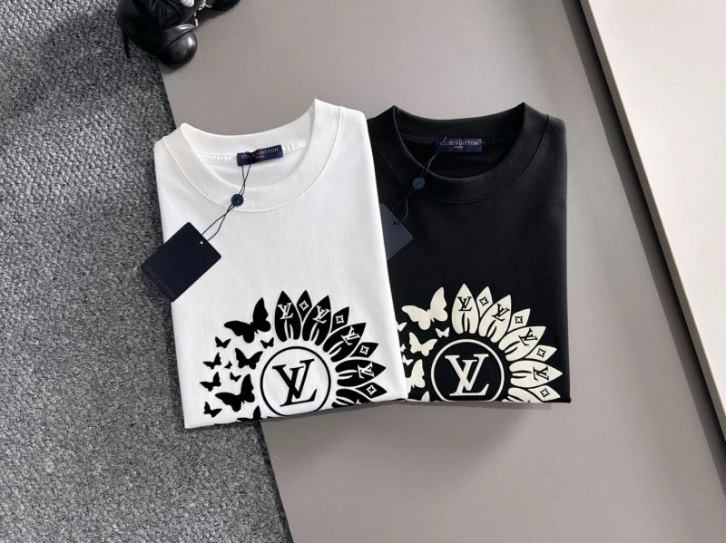 Louis Vuitton T-Shirts FashionForward 135497