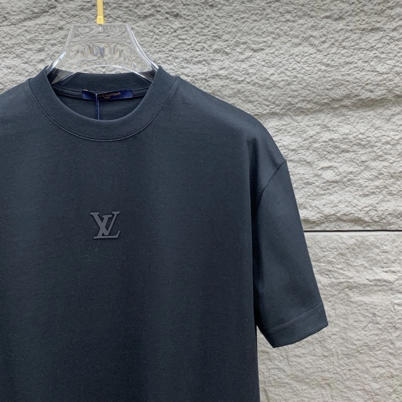 Louis Vuitton T-Shirts Cozy 135490