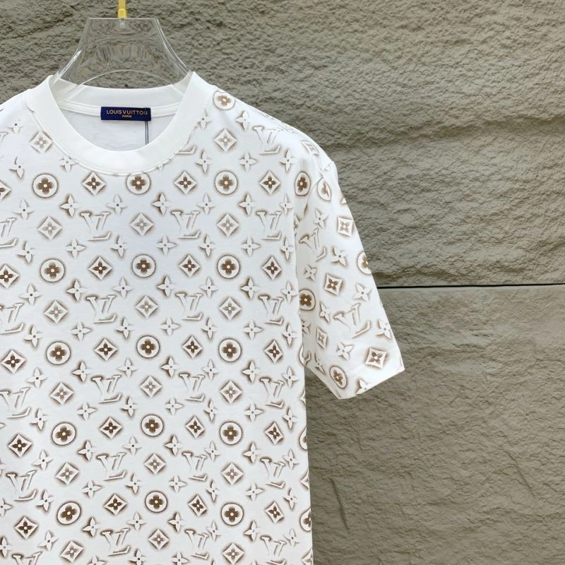 Louis Vuitton T-Shirts Durable 135483