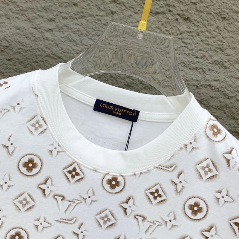 Louis Vuitton T-Shirts Durable 135483