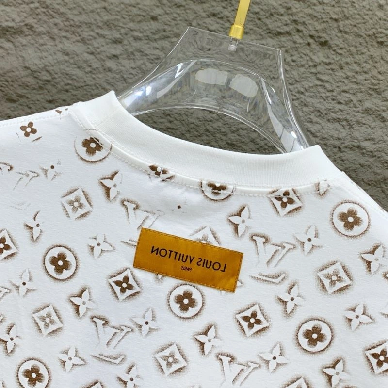 Louis Vuitton T-Shirts Durable 135483