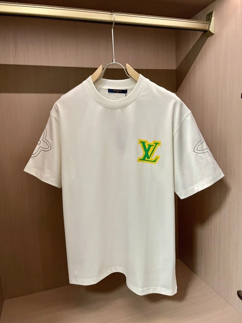 Louis Vuitton T-Shirts Sophisticated 135471