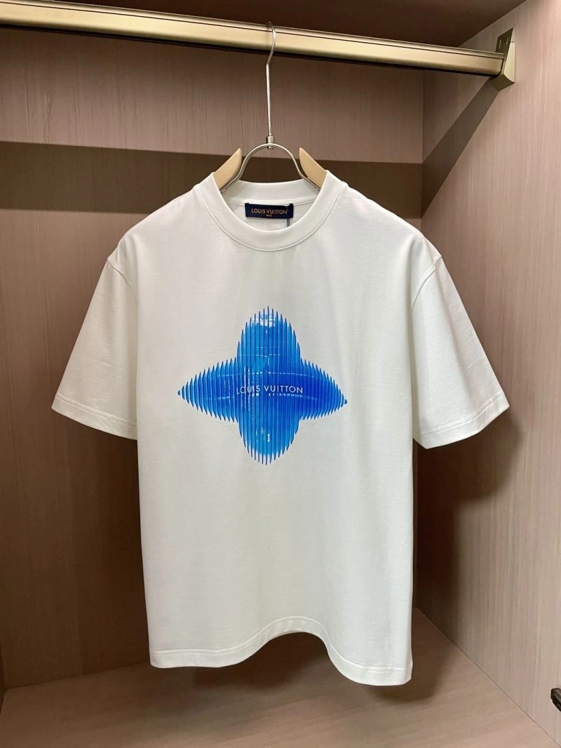 Louis Vuitton T-Shirts Trendsetting 135473