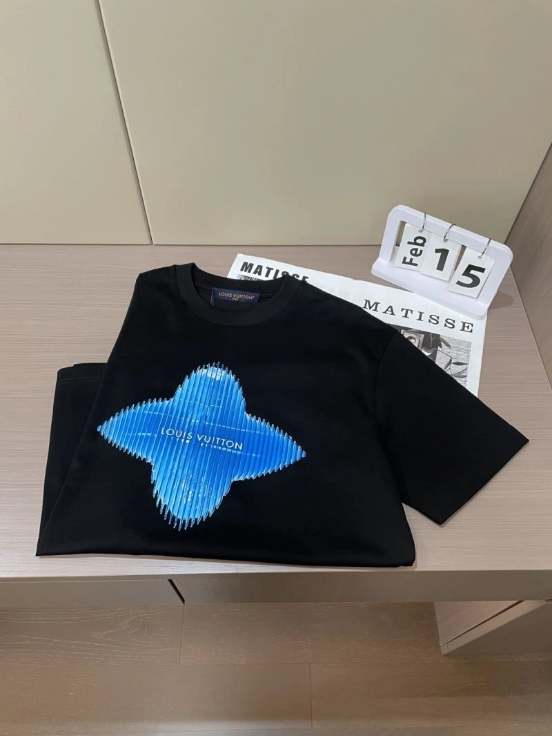 Louis Vuitton T-Shirts Trendsetting 135473