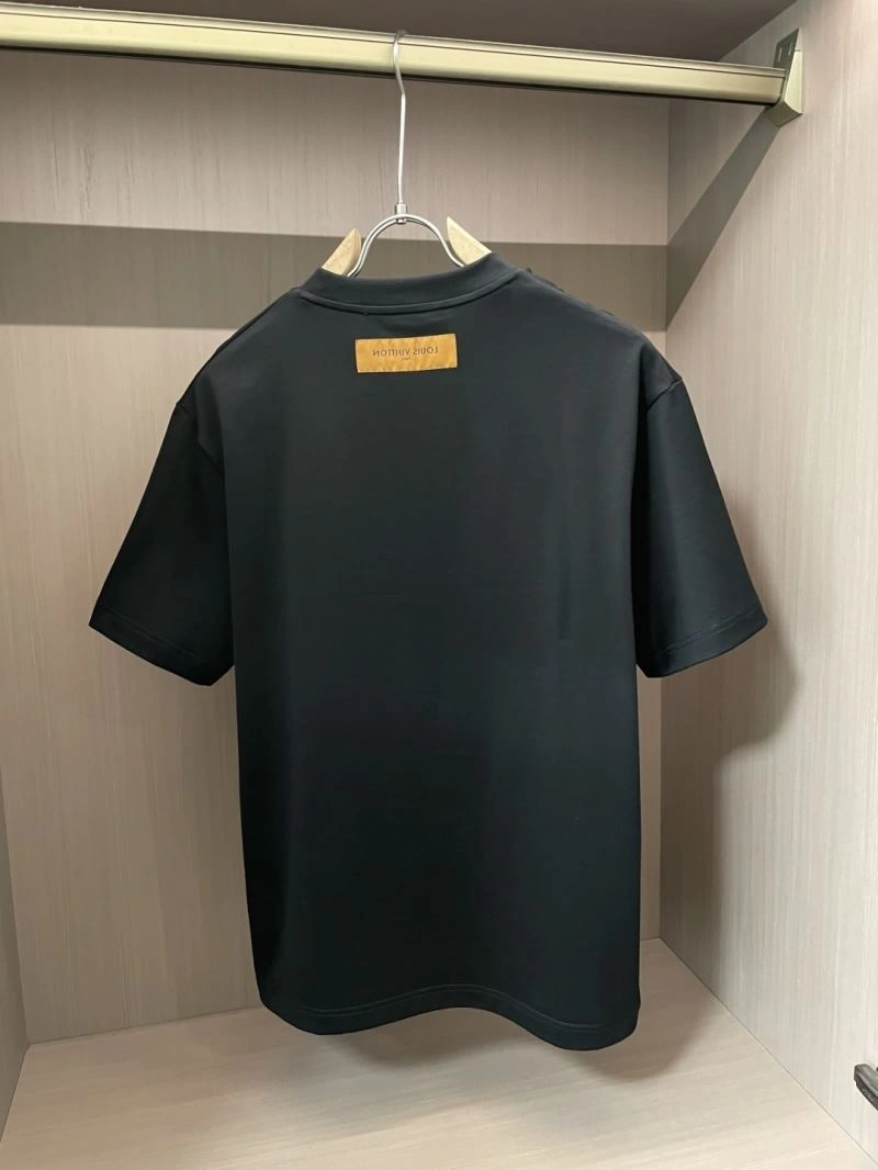 Louis Vuitton T-Shirts Trendsetting 135473