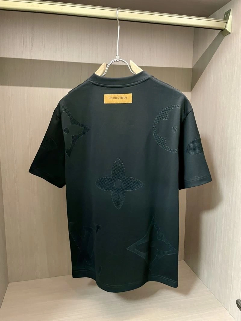 Lightweight Louis Vuitton T-Shirts 135472