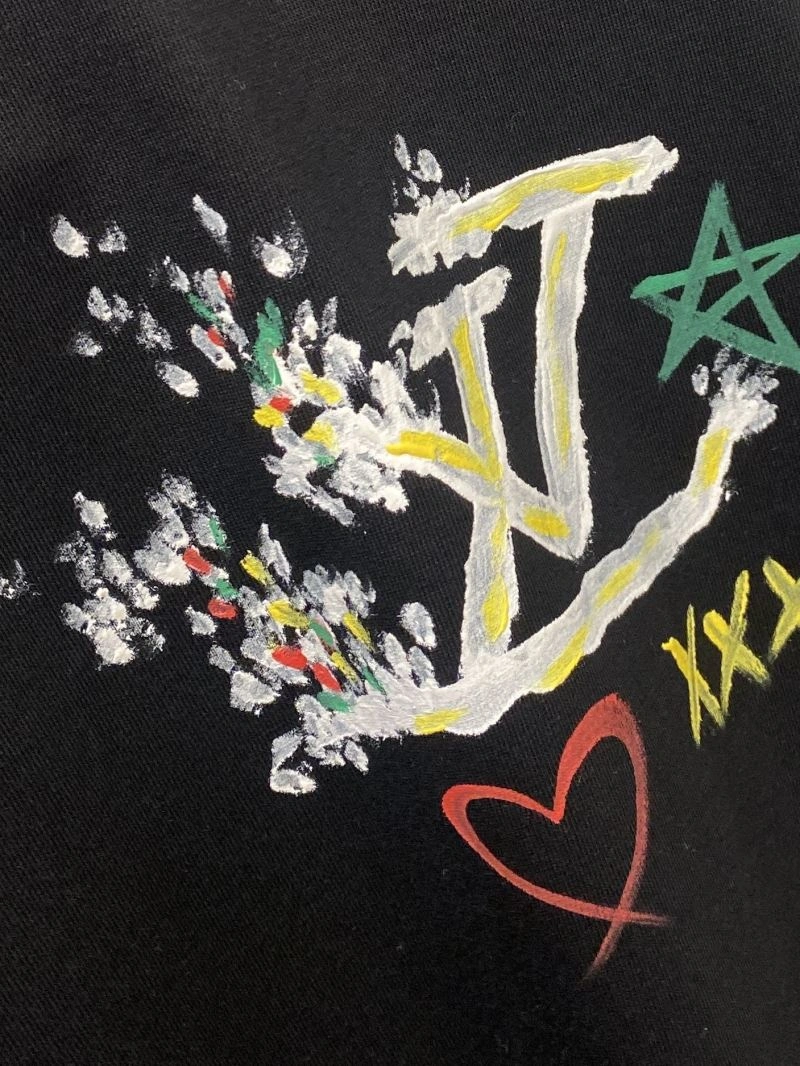 Stylish Louis Vuitton T-Shirts 135468