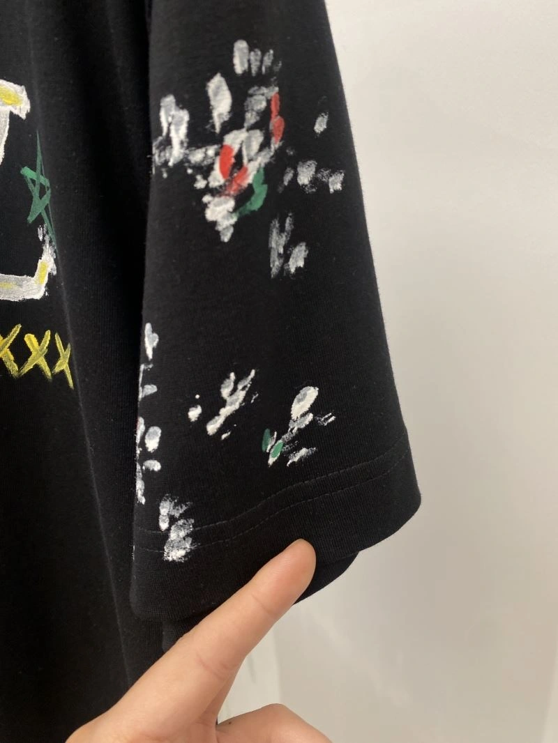 Stylish Louis Vuitton T-Shirts 135468