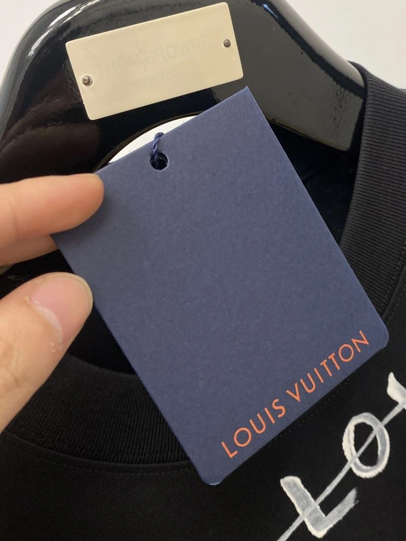 Louis Vuitton T-Shirts SunProtective 135469