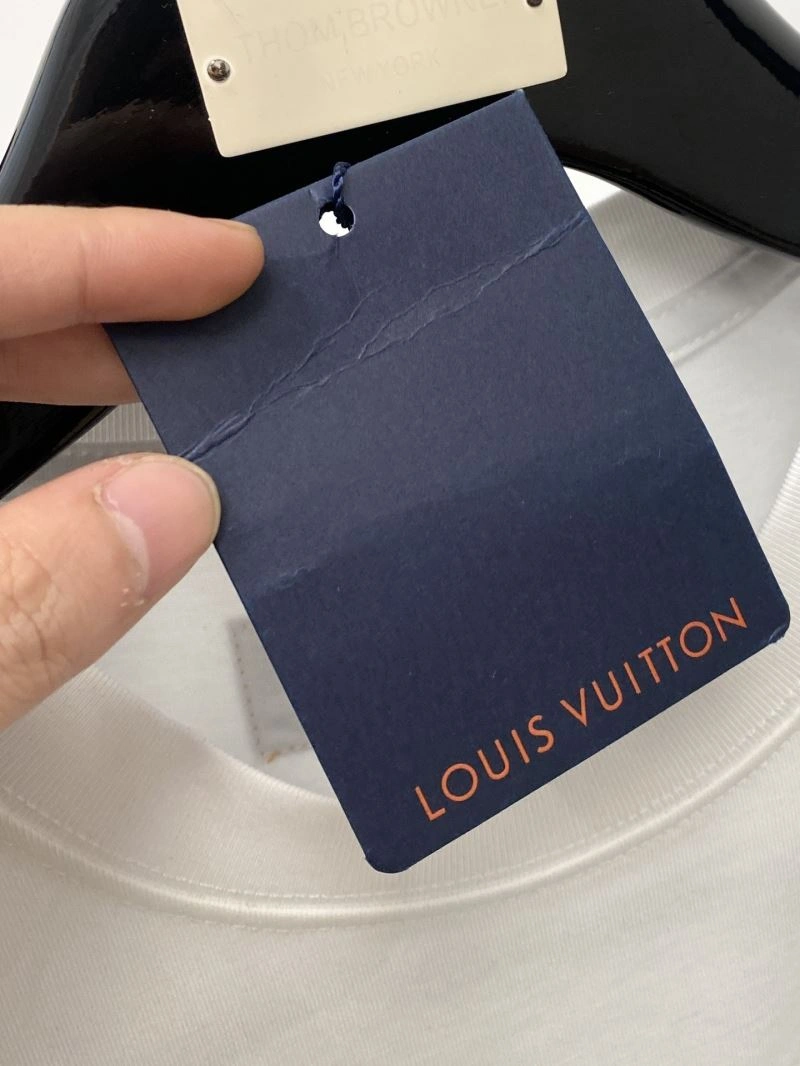 Louis Vuitton T-Shirts Youthful 135470