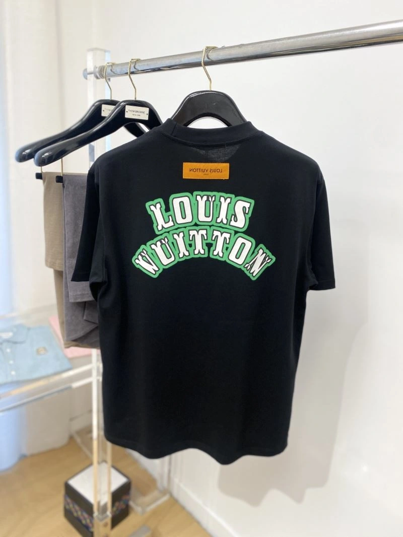 WeatherProof Louis Vuitton T-Shirts 135466