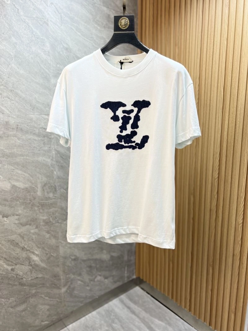 UrbanStyle Louis Vuitton T-Shirts 135437