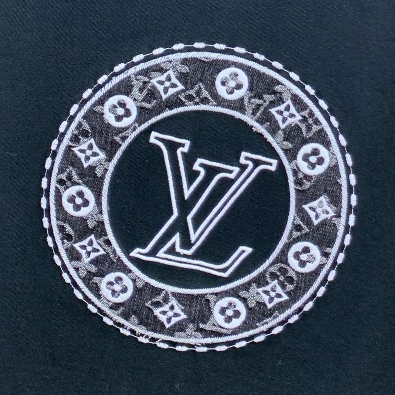 Cozy Louis Vuitton T-Shirts 135445