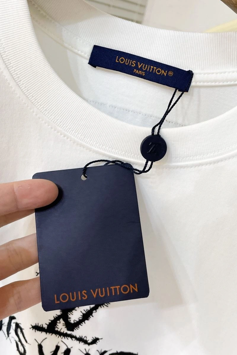 Colorful Louis Vuitton T-Shirts 135452