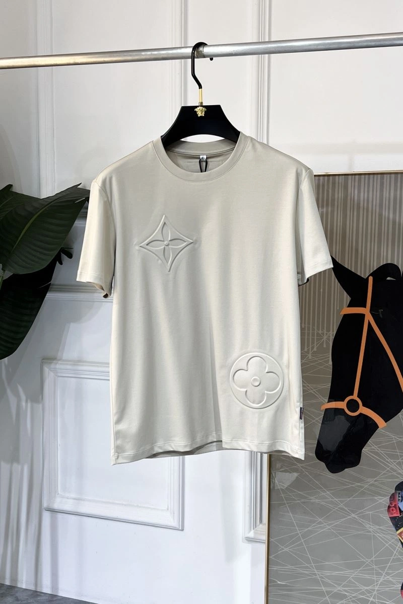 Louis Vuitton T-Shirts Comfortable 135447