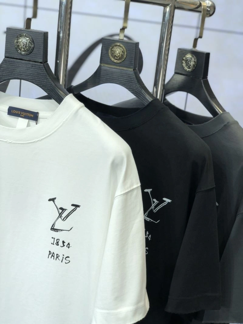 Comfortable Louis Vuitton T-Shirts 135446