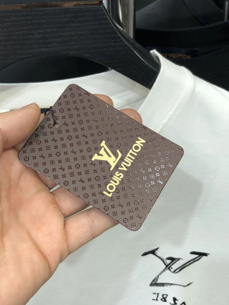 Comfortable Louis Vuitton T-Shirts 135446