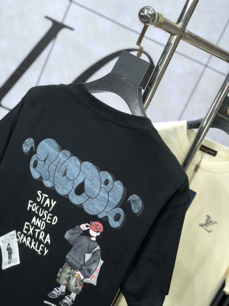 FlexibleFit Louis Vuitton T-Shirts 135451