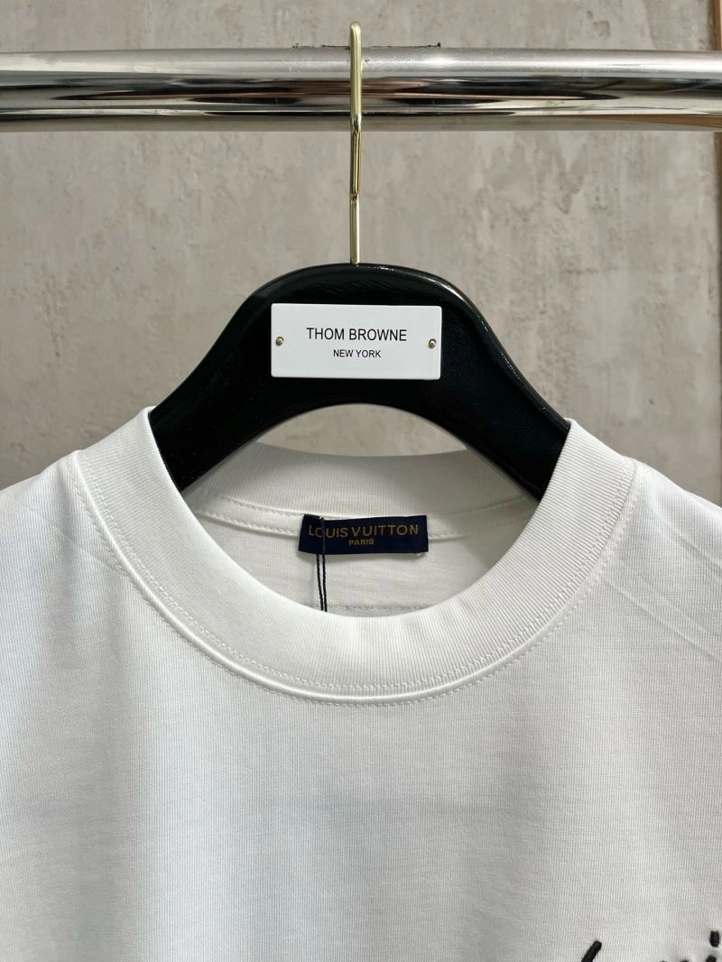 Casual Louis Vuitton T-Shirts 135457