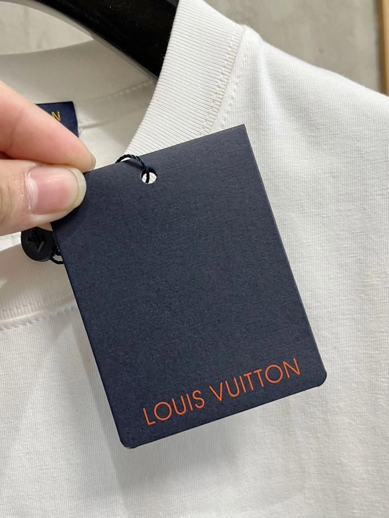 Casual Louis Vuitton T-Shirts 135457