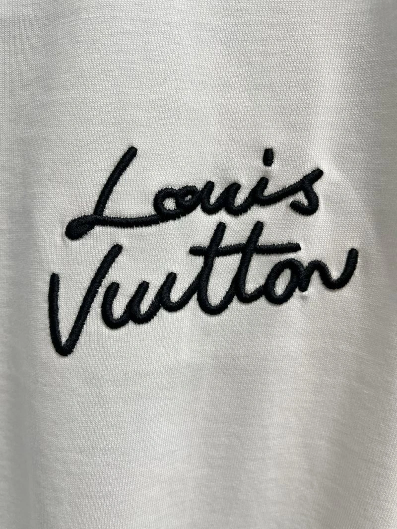 Casual Louis Vuitton T-Shirts 135457