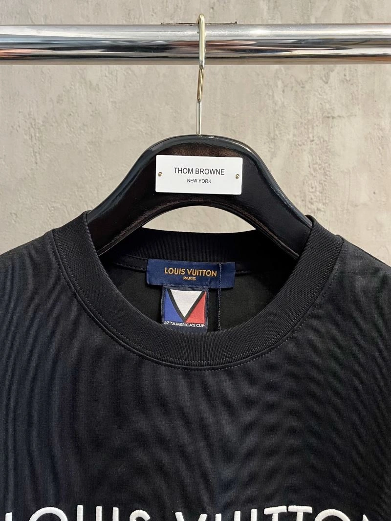 Louis Vuitton T-Shirts EyeCatching 135438